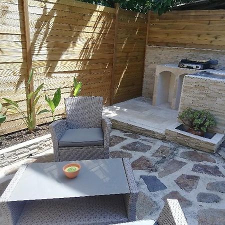 Appartement T2 Rez De Villa Proche Bord De Mer Le Pradet Ngoại thất bức ảnh