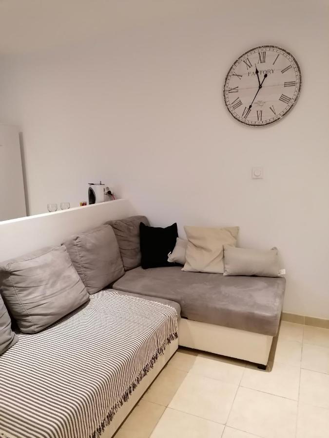 Appartement T2 Rez De Villa Proche Bord De Mer Le Pradet Ngoại thất bức ảnh