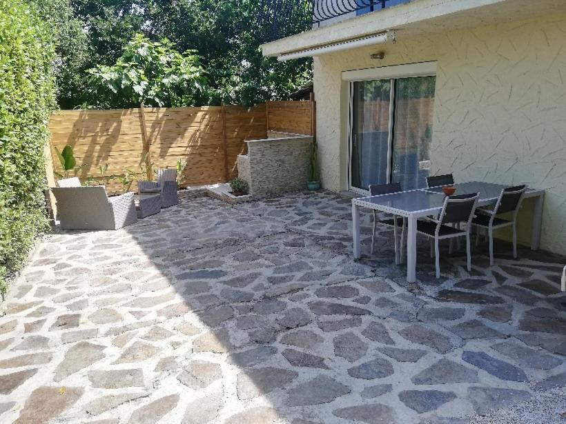 Appartement T2 Rez De Villa Proche Bord De Mer Le Pradet Ngoại thất bức ảnh